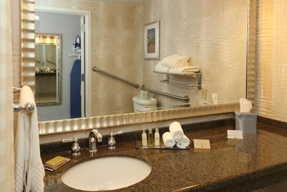 Doubletree By Hilton Boston/Westborough Hotell Exteriör bild