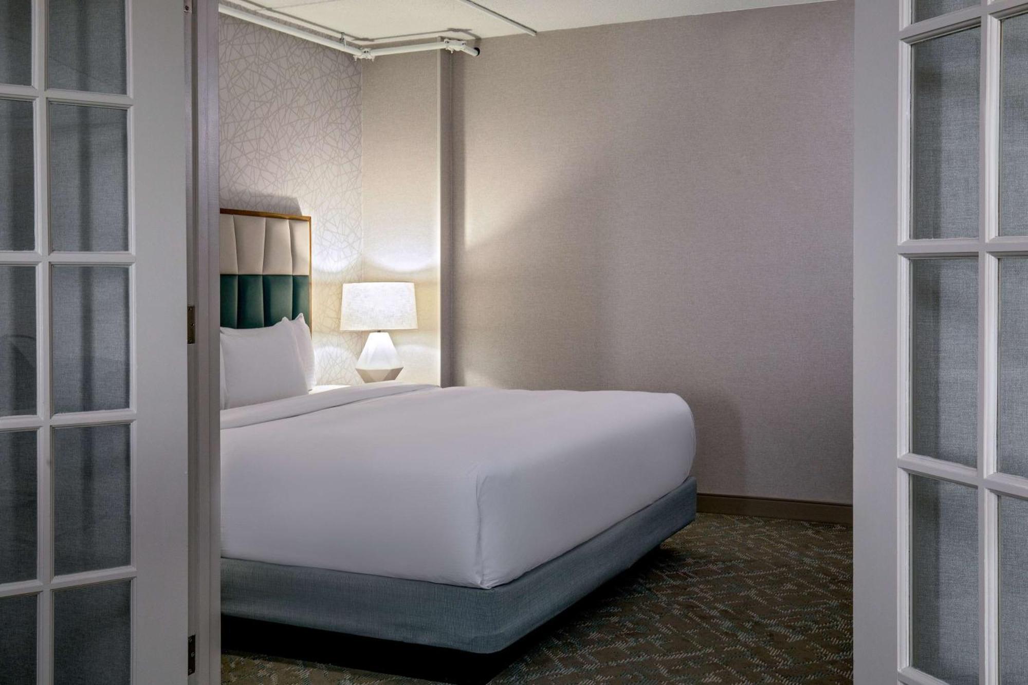 Doubletree By Hilton Boston/Westborough Hotell Exteriör bild