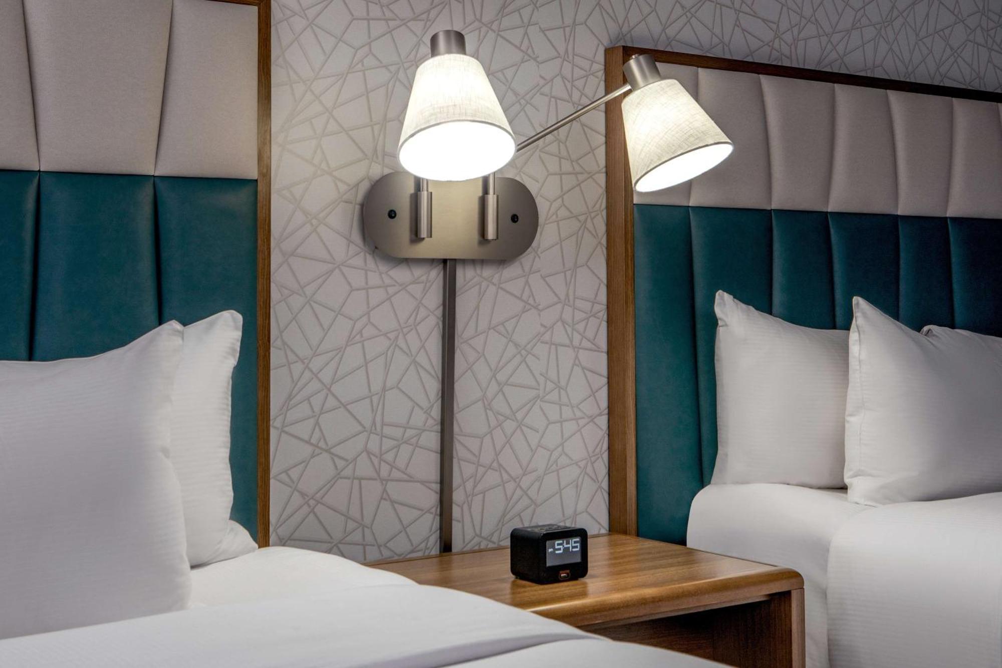 Doubletree By Hilton Boston/Westborough Hotell Exteriör bild