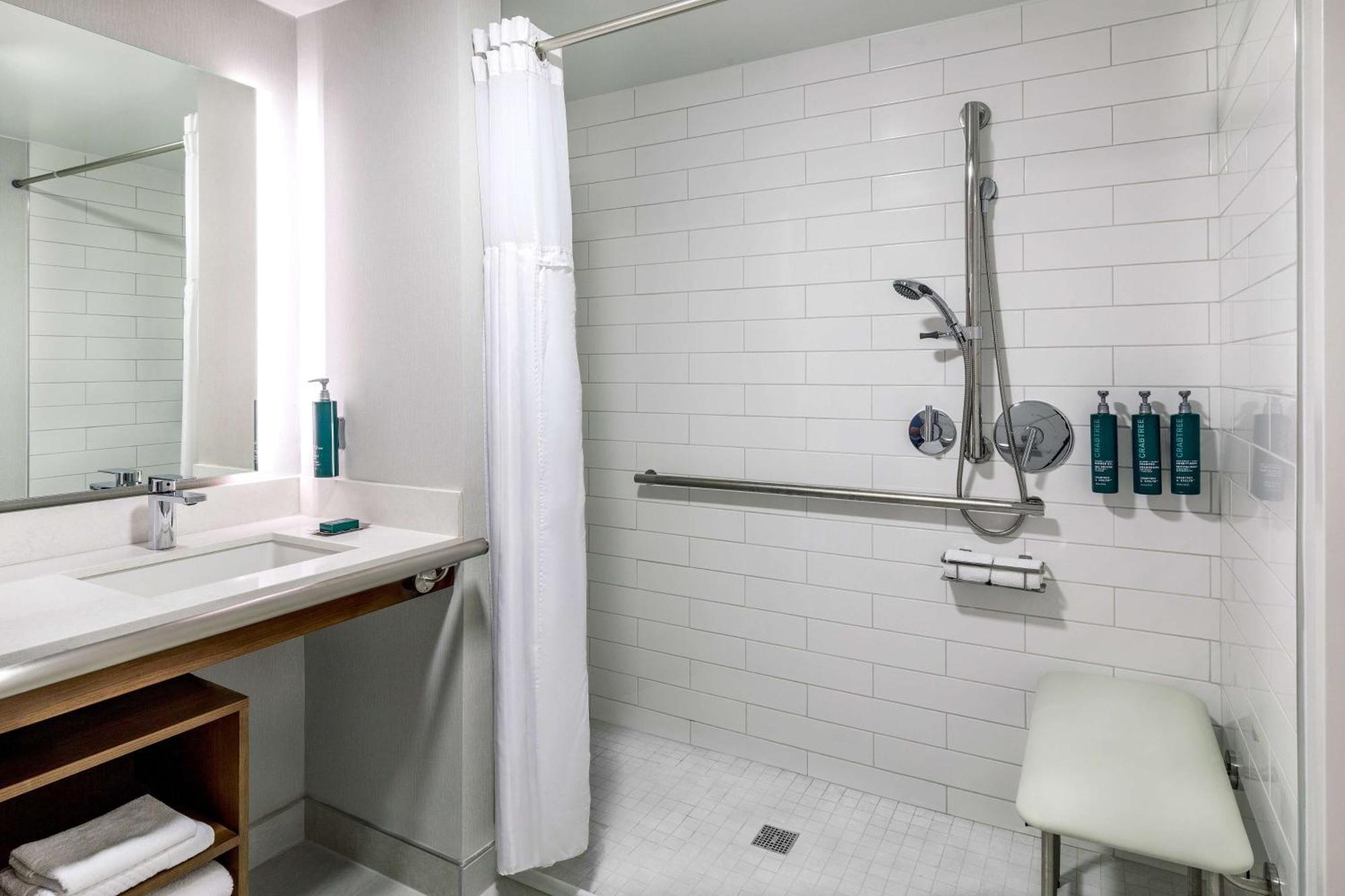Doubletree By Hilton Boston/Westborough Hotell Exteriör bild