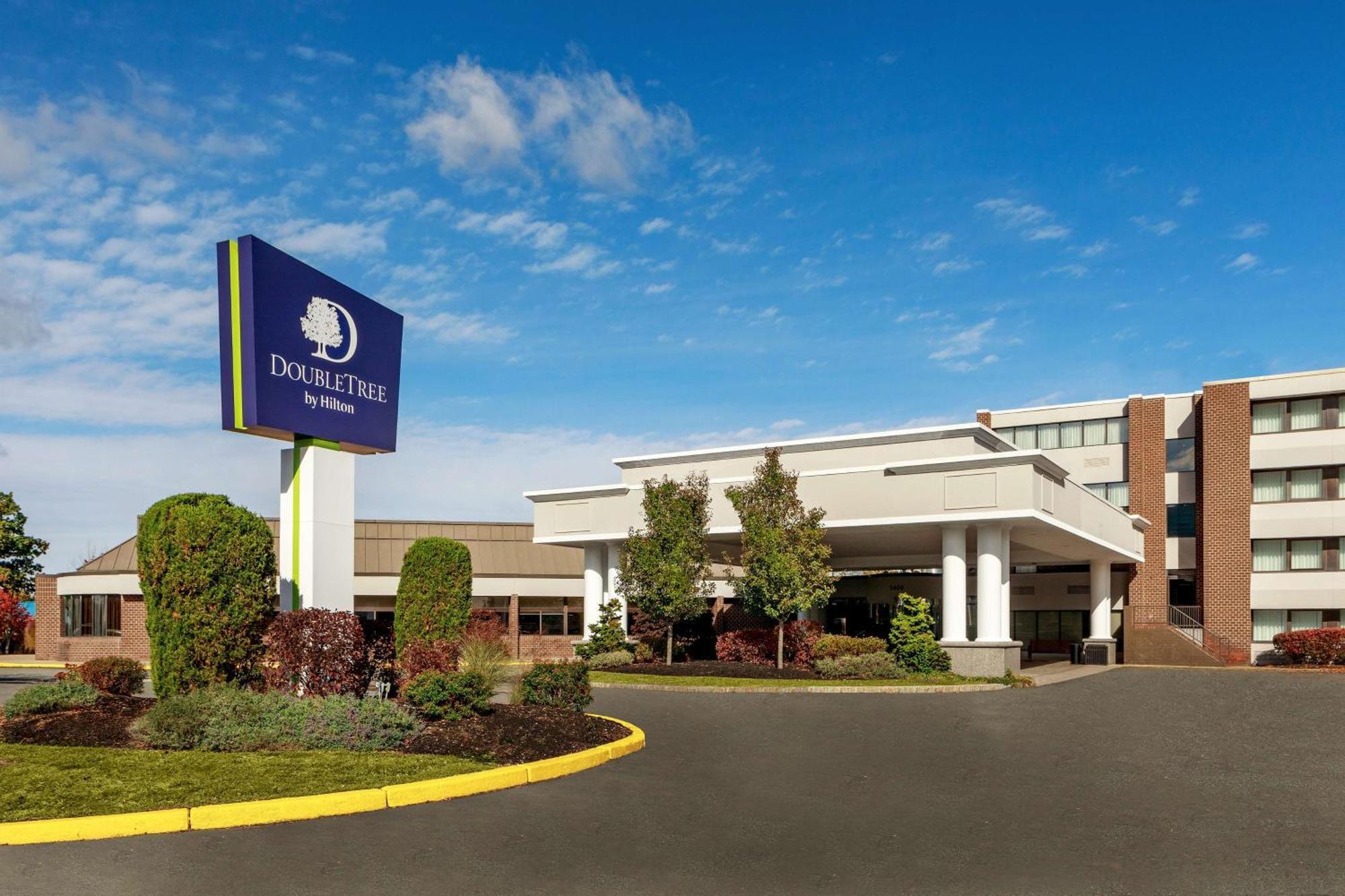 Doubletree By Hilton Boston/Westborough Hotell Exteriör bild